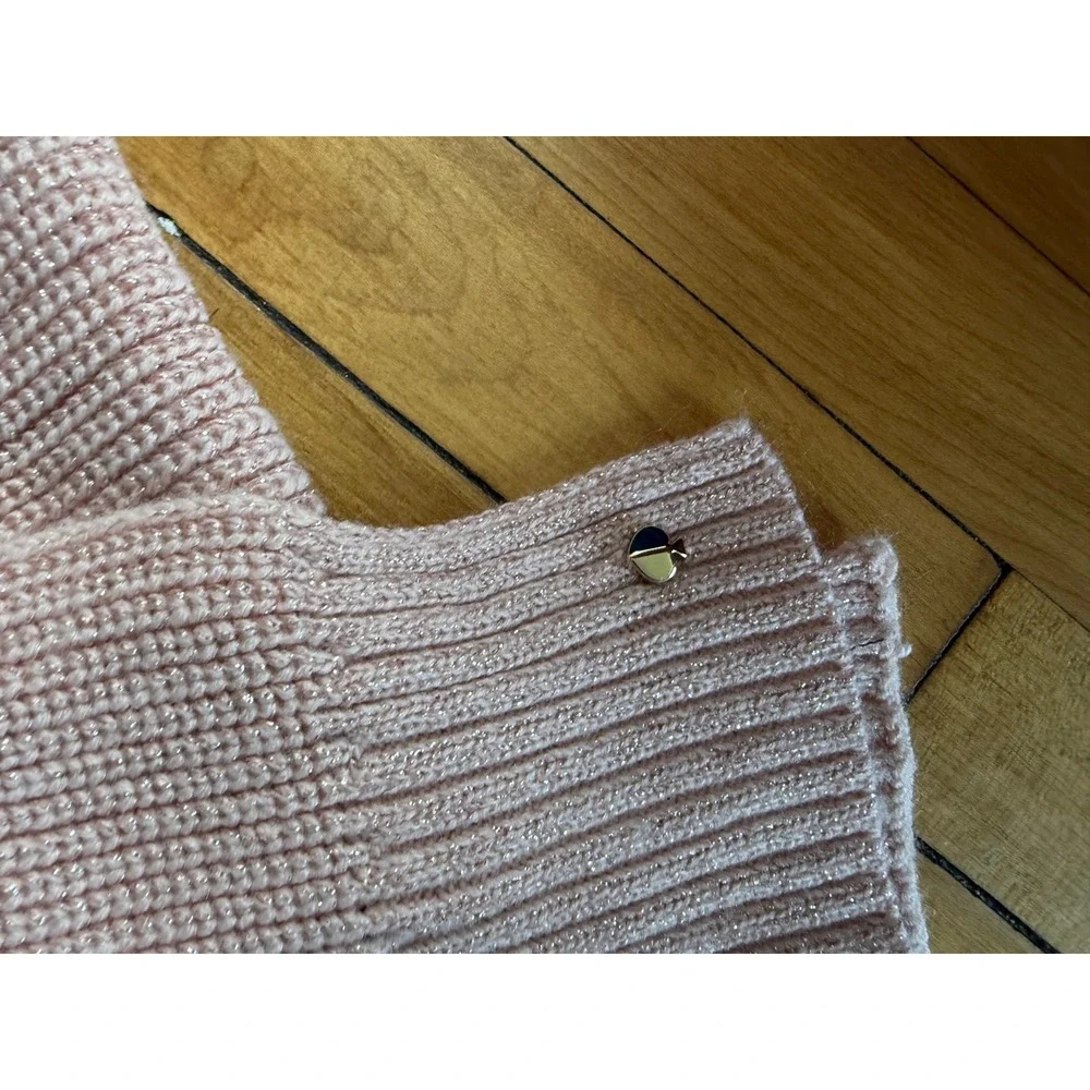 Kate Spade pink knit gold spade emblem scarf